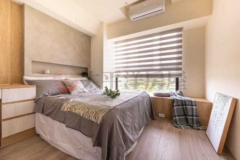 近楊梅火車站双陽台2房車